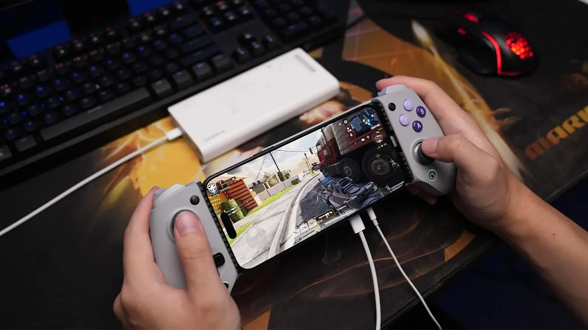 8 Gamepad HP Terbaik 2024, Bikin Main Game di HP Jadi Lebih Nyaman!