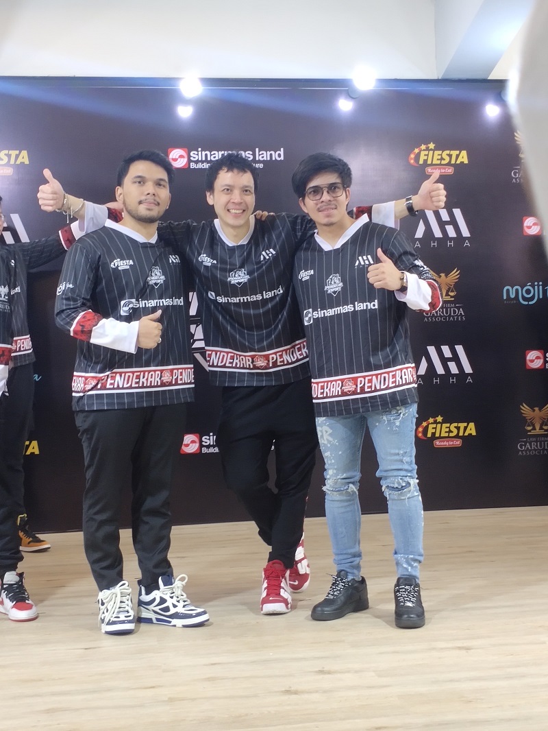 Atta Halilintar dan Adiknya Thariq Halilintar Bentuk Pendekar Esports!