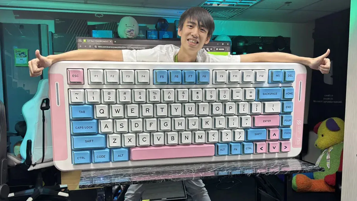 Bikin Melongo, Rupanya Eksis Mechanical Keyboard Sebesar Ini!