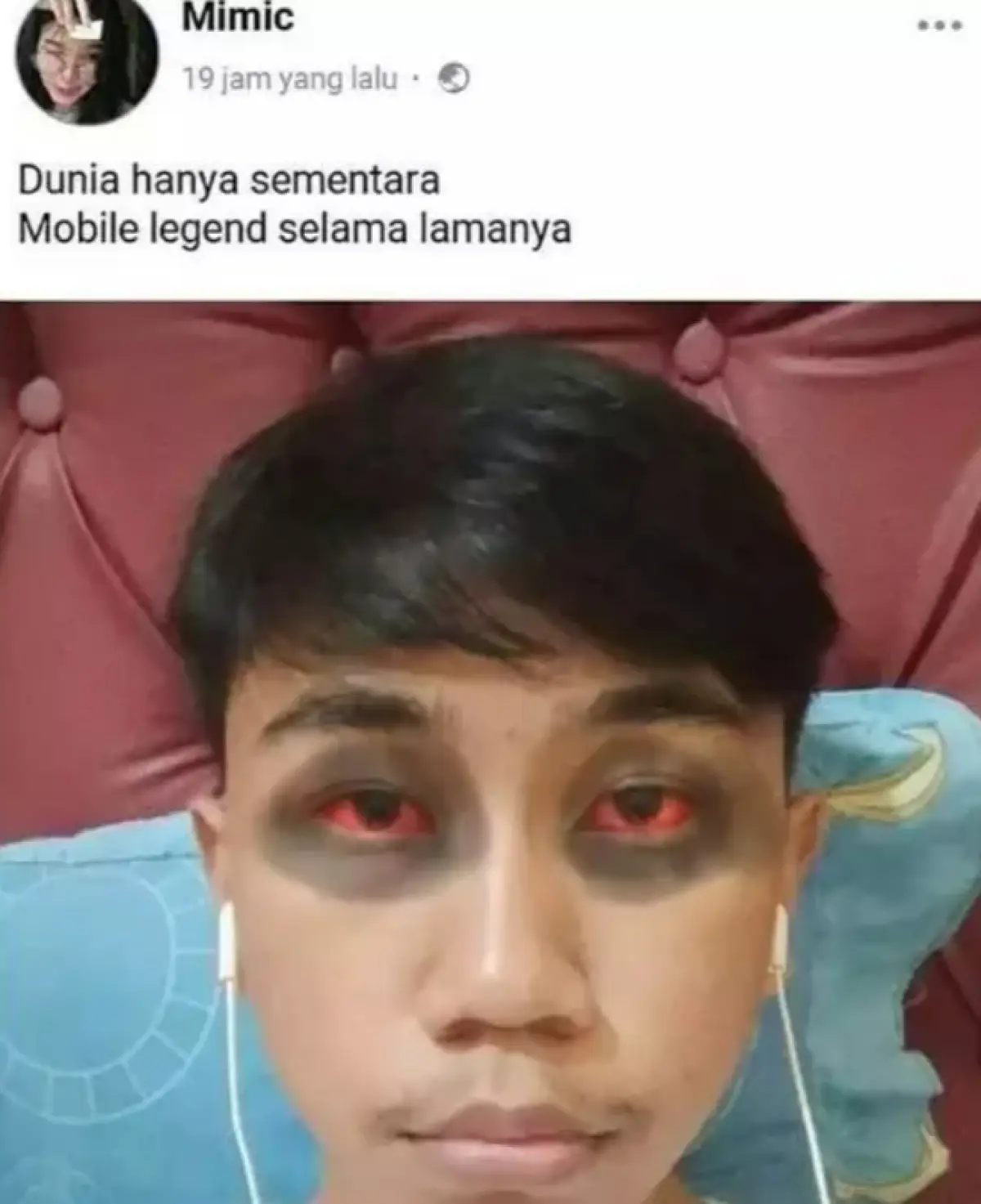 8 Potret Kelakuan Absurd Gamer Ini Bikin Tepuk Jidat Sendiri