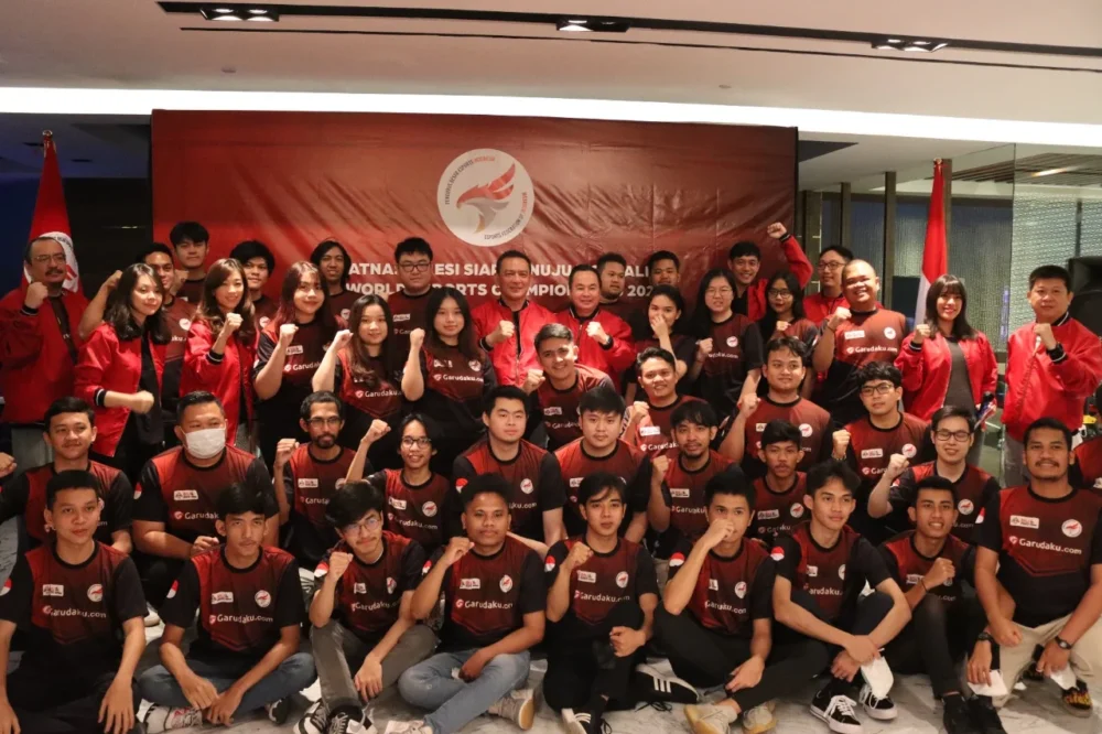 Ketua Harian PBESI Lepas Atlet eSports Indonesia Menuju IESF World Esports Championships 2022 Bali