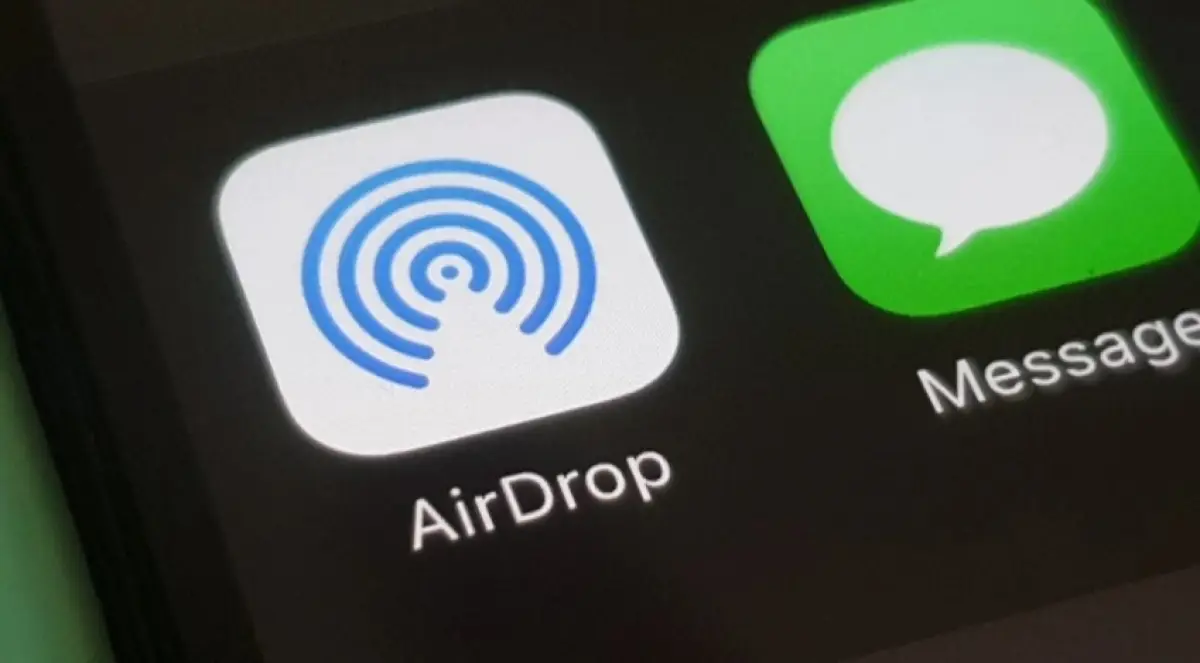 Apa Itu Fitur AirDrop di iPhone? Ketahui Fungsi dan Metode Memakainya