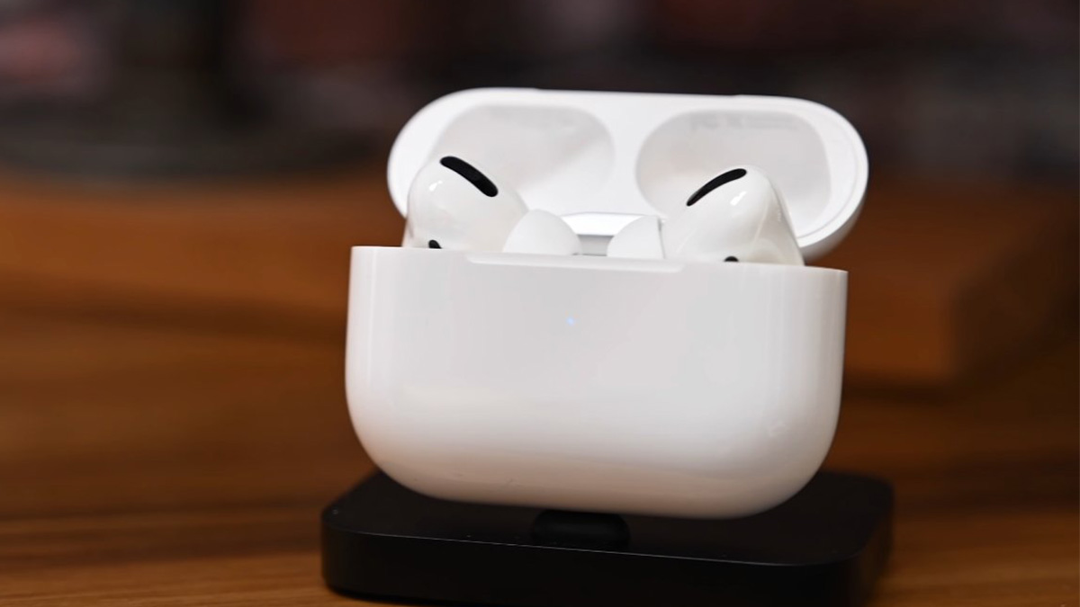 Mod AirPods Charging Case Ini Dibuat Agar Lebih Mudah Ganti Baterai