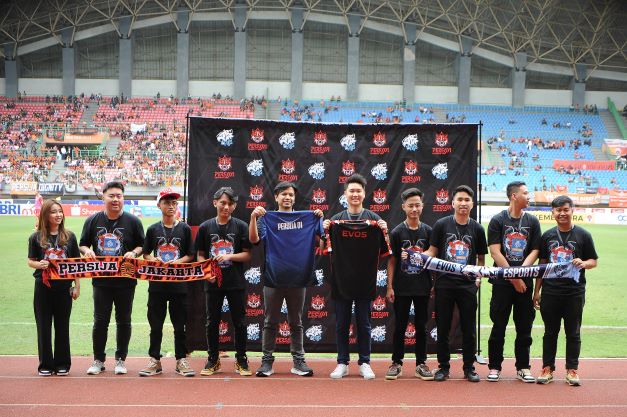 Persija Esports Jalin Kolaborasi dengan EVOS Esports, Hadirkan Luxxy, Zuxxy, Microboy dan Pemeran Lainnya