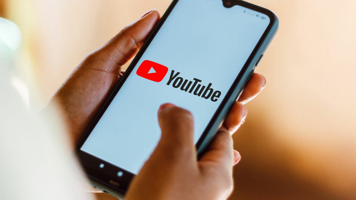 Fitur Ringkas Video YouTube dengan AI dalam Fase Eksperimen